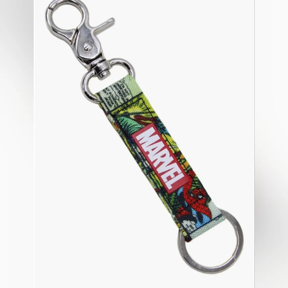 Marvel Heroes 4 Piece Accessory Set Includes Wallet Key Fob & Toiletry Kit
